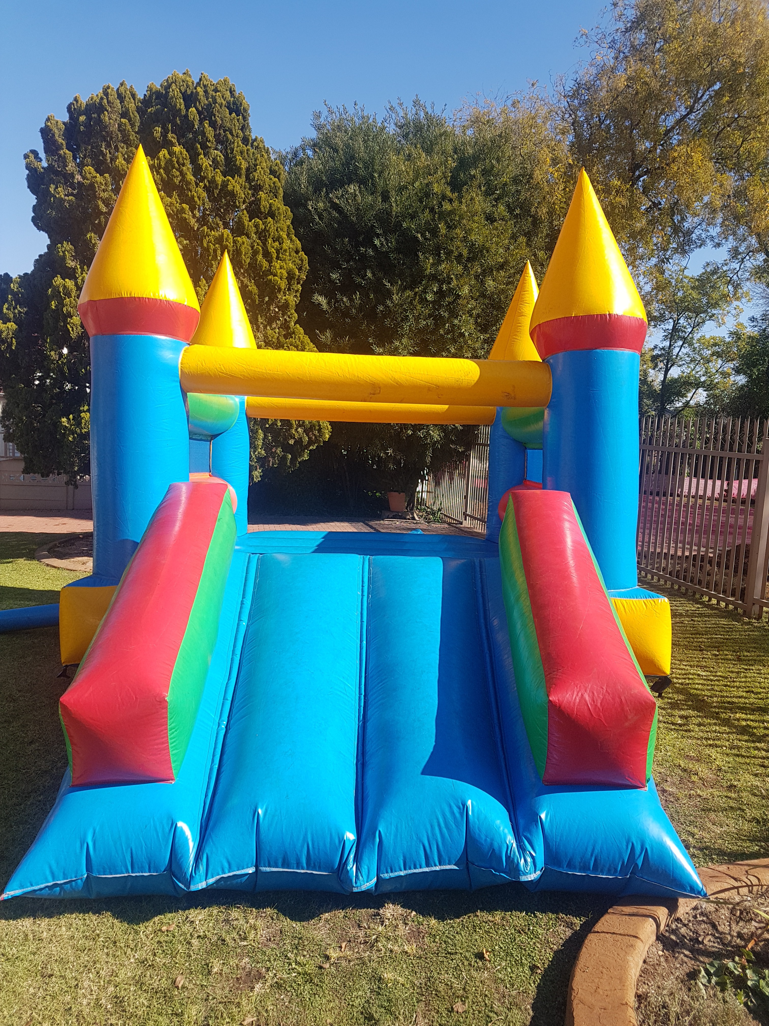Jumping castle